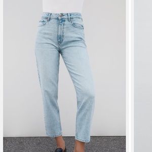 Light wash straight leg Zara jeans